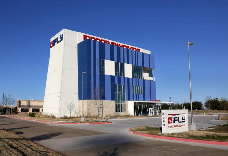 iFLY Indoor Skydiving – Frisco
